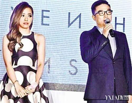 明星看娱乐圈吃瓜直播反应